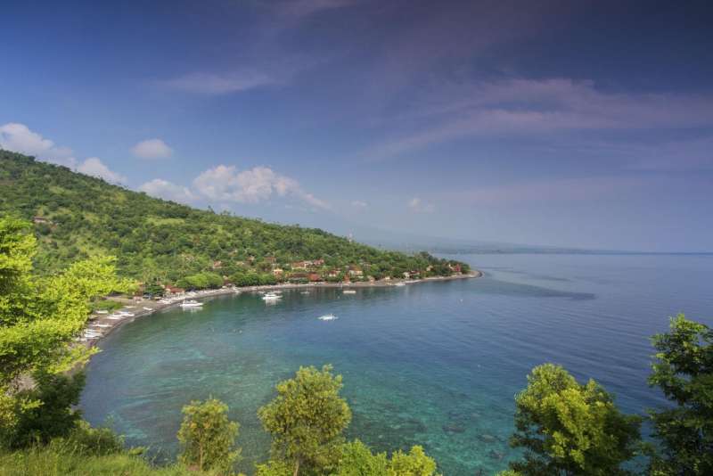  Amed: Kawasan Wisata Bahari dan Budaya di Bali Timur